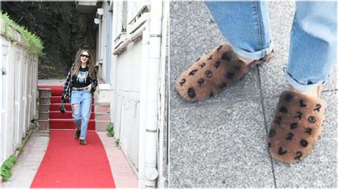 seranay sarikaya louis vuitton terlikleriyle|Serenay Sarıkaya'nın terlikleri! .